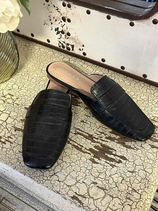 Maher Slip On Shoes - Sz 40