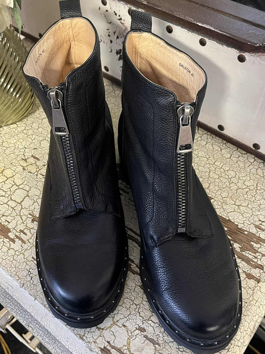 Bresley Dalton Sz 42