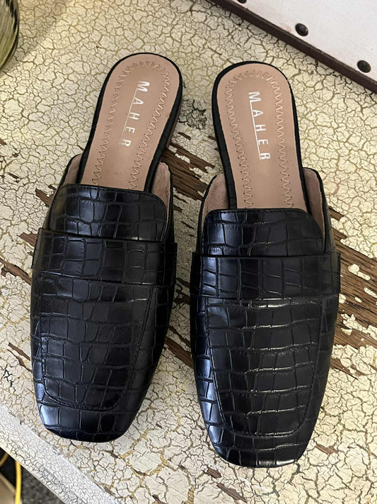 Maher Slip On Shoes - Sz 40