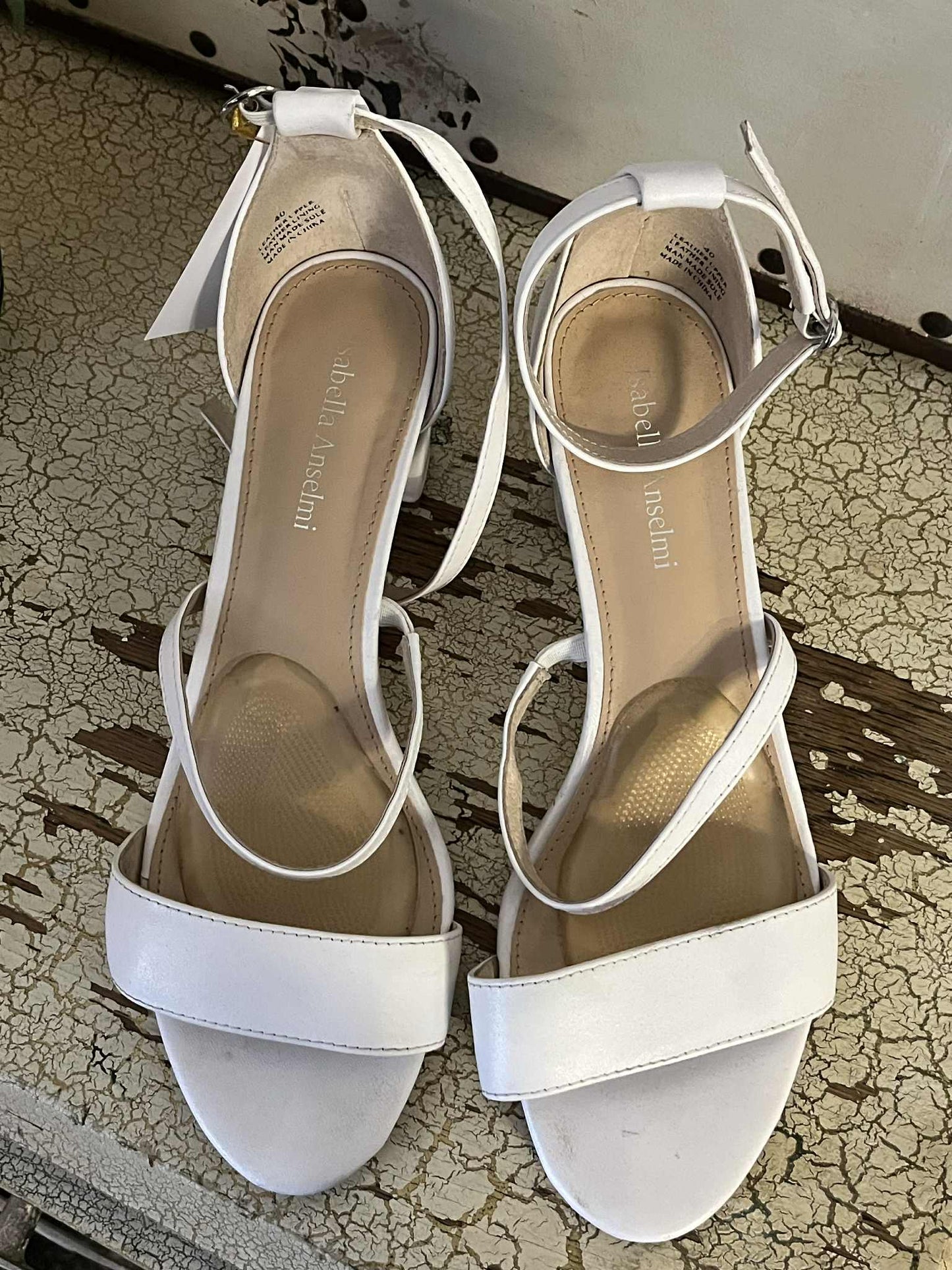 Isabella Anselmi Sz 40