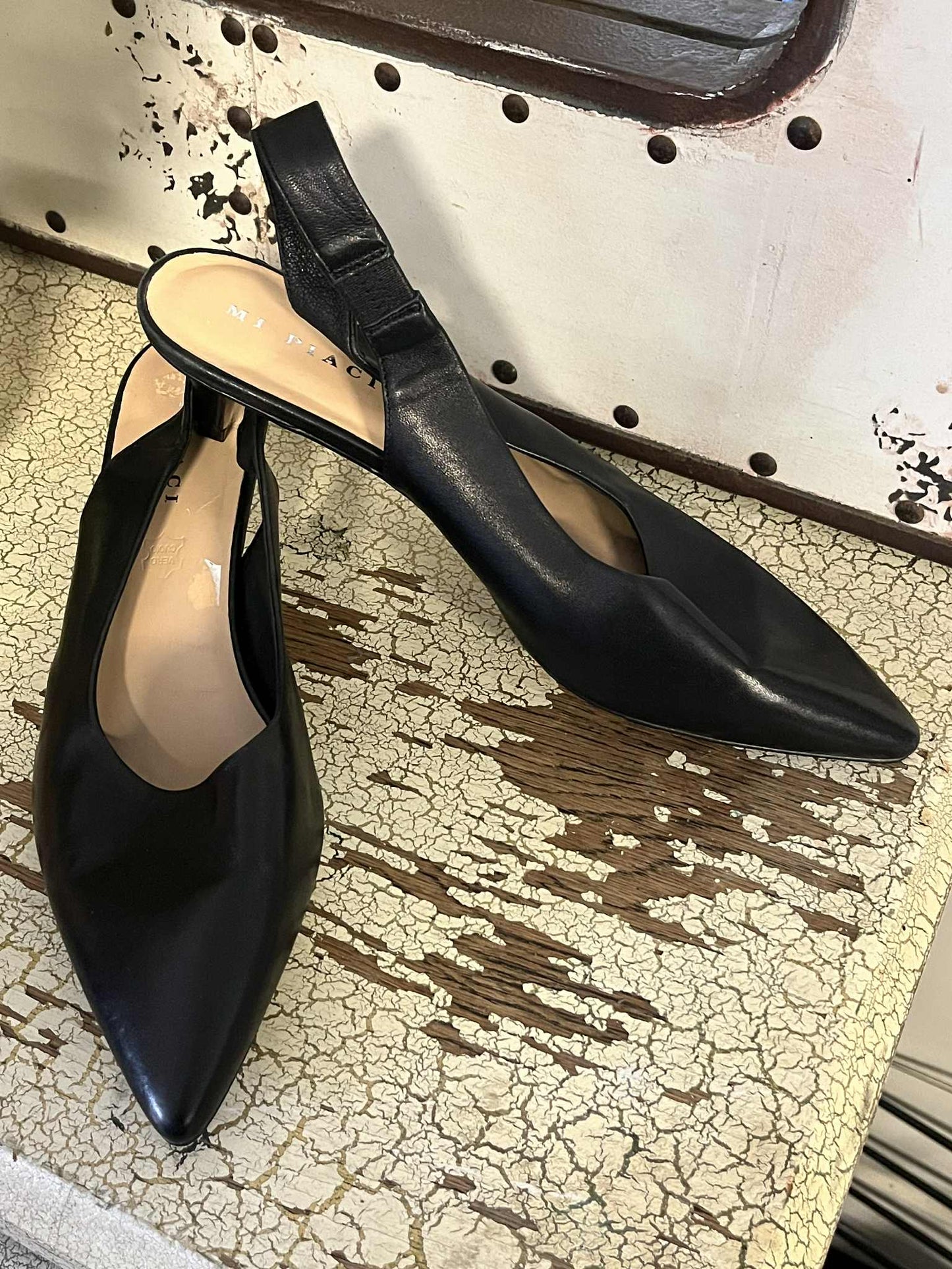 Mi Piaci Black Slingback Shoes - Sz 41